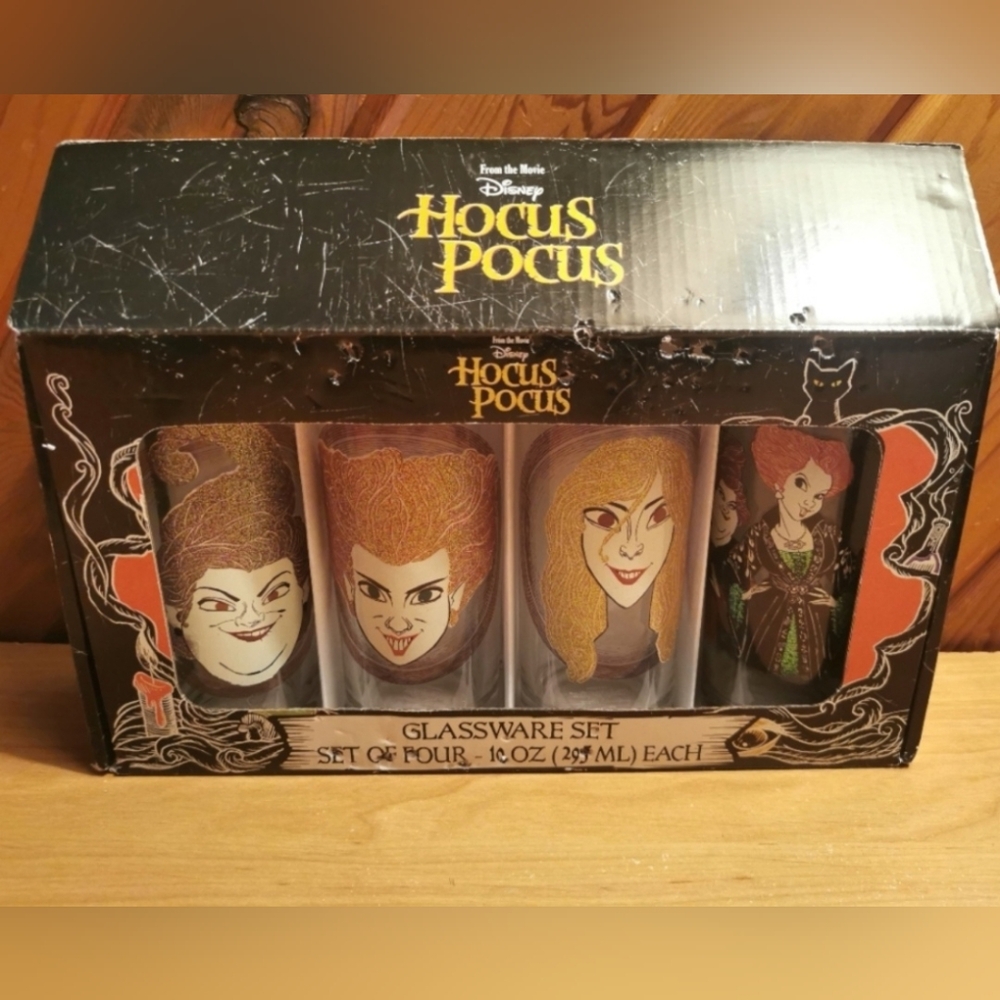 Hocus Pocus Glassware Set - Picture 2 of 3
